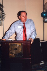 [2008-12] Jim Mandich at podium