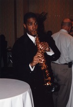 [2008-12] Saxophone player