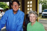 [2004] Man and older woman posing