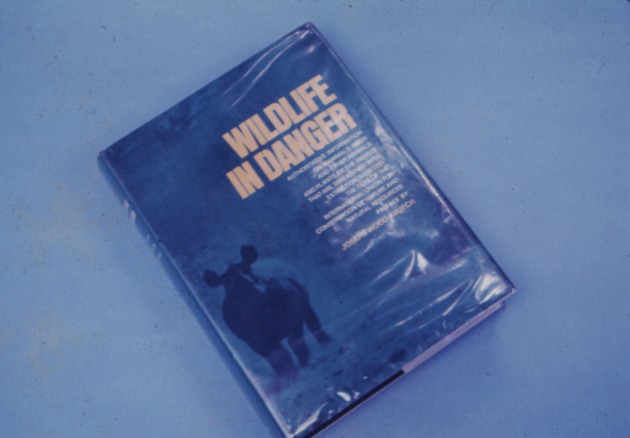 Photograph of "Wildlife in Danger" book by James Fisher, Noel Simon, and Jack Vincent from the Miami Metrozoo