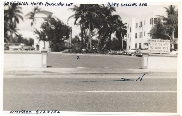 Parking lot at 4348 Collins Avenue