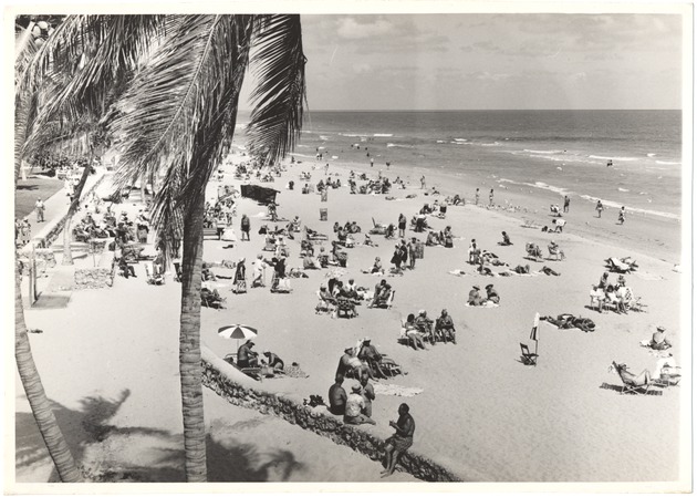 Sunbathers and swimmers at Lummus Park