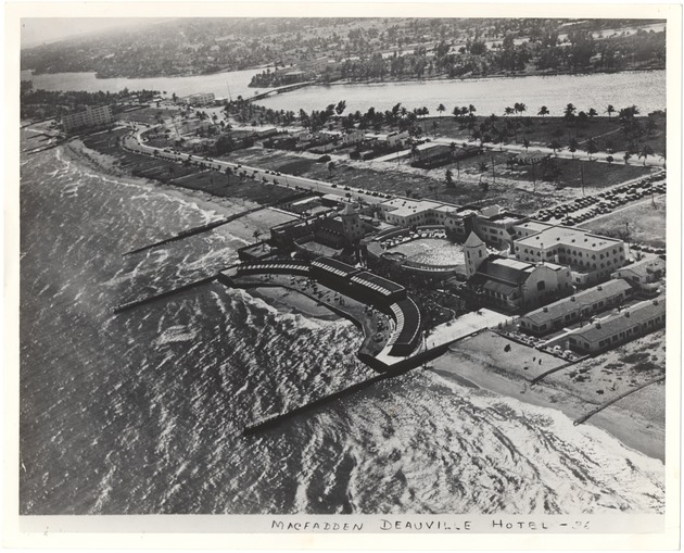 Macfadden-Deauville Hotel and its surroundings seen from the hotel roof top - Photograph, recto: [Aerial view of MacFadden Deauville Hotel]