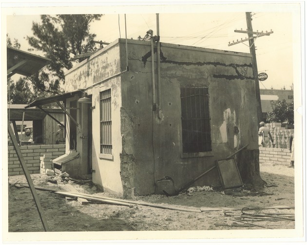 Old Jailhouse, Miami Beach, 1936 - Photograph, recto: [Old Jailhouse, 1936]