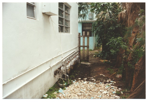 Florence Manor Apartments, Marseilles Drive