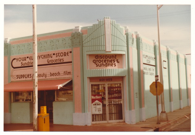 Discount Groceries and Sundries, 601 Washington Avenue, 1990s