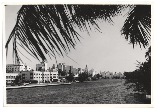 Hotels along Indian Creek