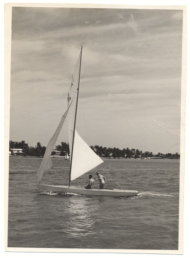 Sailboat "Lightning"