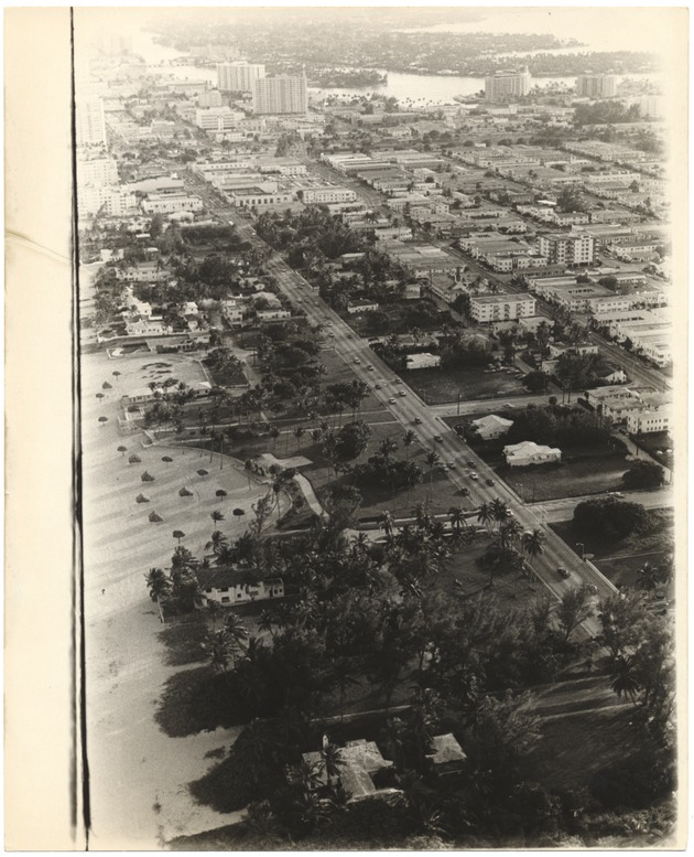North South Park in Miami Beach, looking south from 85th Street