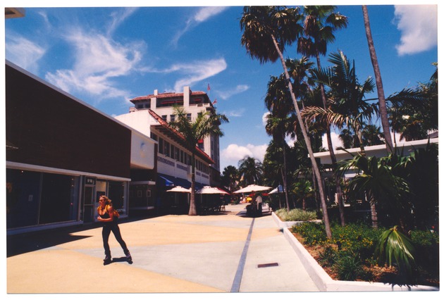 Lincoln Road looking west from Meridian Avenue. The Van Dyke Hotel in the back - 