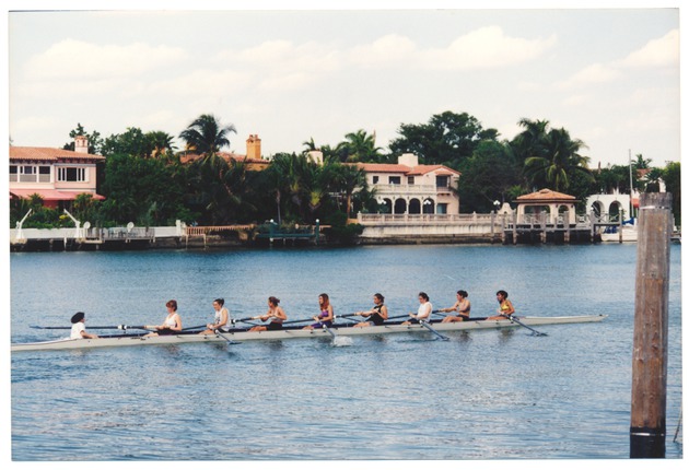Rowers on Indian Creek - 