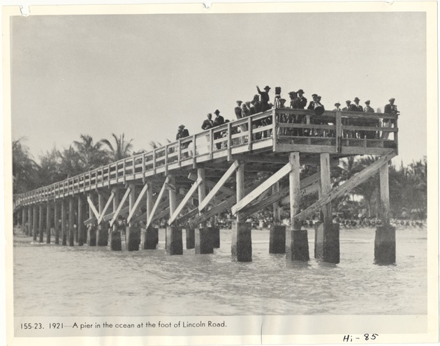 Ocean pier at the foot of Lincoln Road