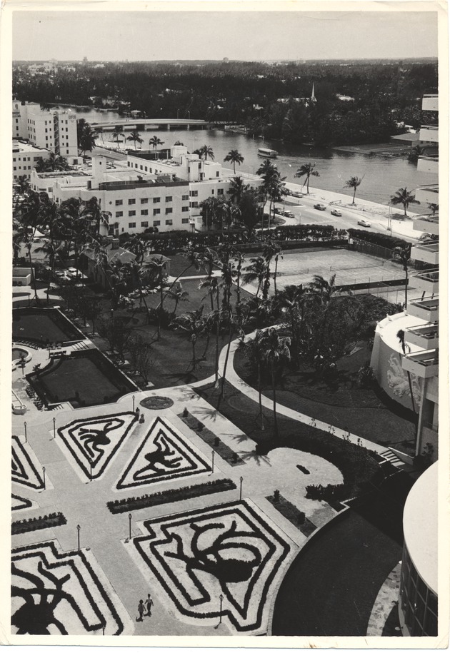 Fontainebleau gardens with Indian Creek in the background