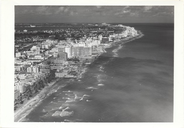 Lummus Park to the Fontainebleau - 