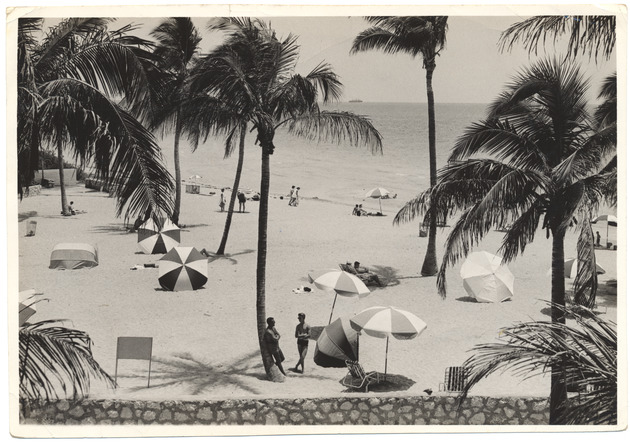 Forty-ninth Street beach scene - 