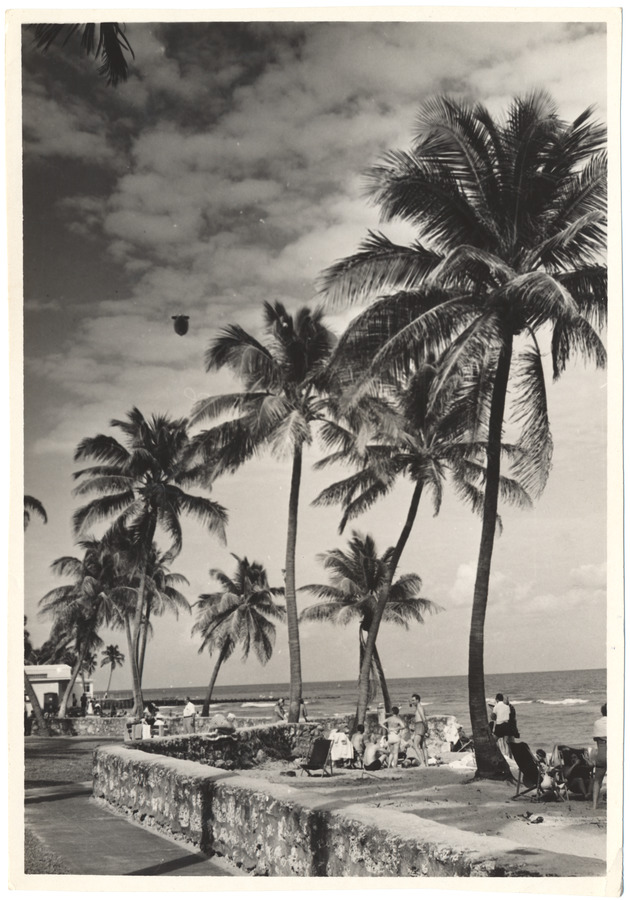 Lummus Park beach scene, November 1956 - 