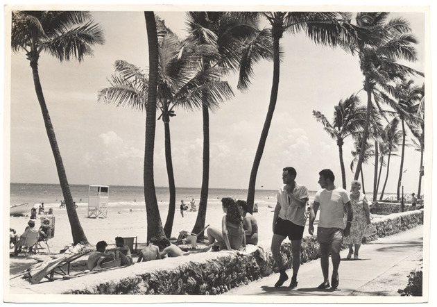 Lummus Park beach scene, July 1958 - 