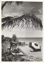 Dori Hartman modeling beach scene, April 1954