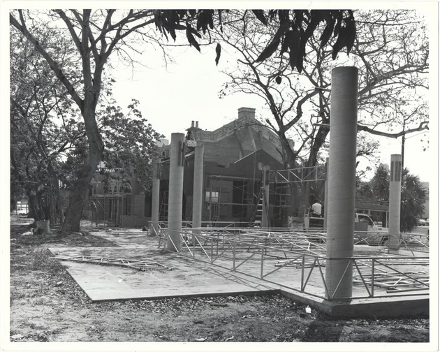 21st Street Community or Recreation Center during construction and remodeling in March of 1985 - 