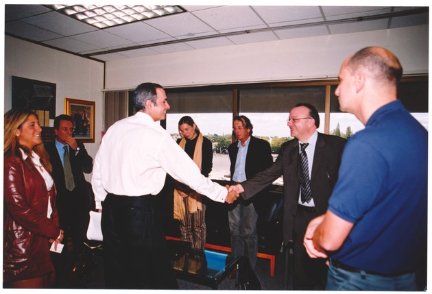 Mayor Dermer's Gift Exchange With Italian Mayor