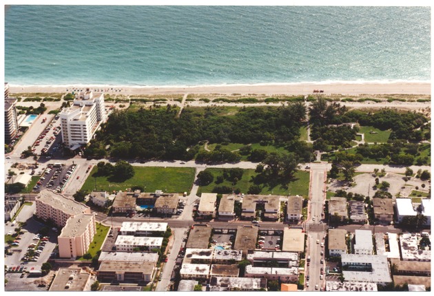 North Shore Open Space Park - Recto Photograph