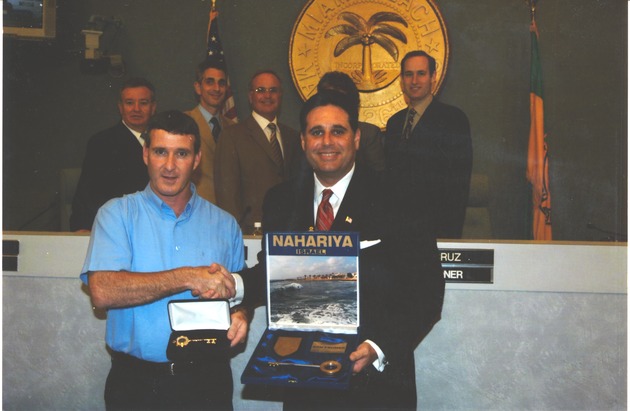 Presentation of City Key to Mayor David Dermer - Image 1