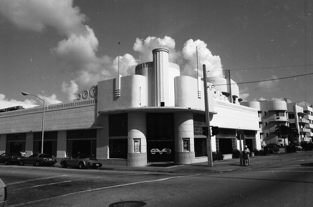 Art Deco District, South Pointe and a beach wedding - Negative: [View of Art Deco building]