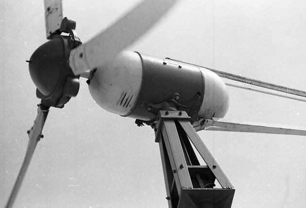Dr. Leonard Haber presenting awards, 1977 - Negative: [View of a propeller structure]