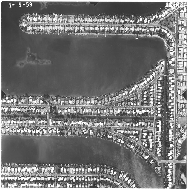 Aerial view of Stillwater drive and Biscayne Point - Recto Photograph