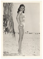 Colleen Farington - beach modeling scene