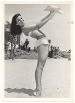 Donna Rankin - beach modeling scene
