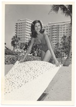 [1960] Anna Topper - beach modeling scene