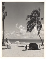 [1960] Group beach modeling scene