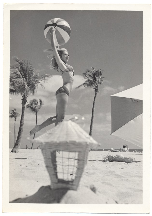 P.J. Carswell - beach modeling scene - Recto Photograph