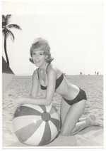 [1960] Pat Davis - beach modeling scene