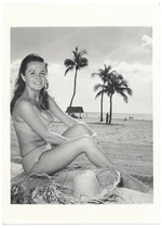 Barbara Pinder - beach modeling scene