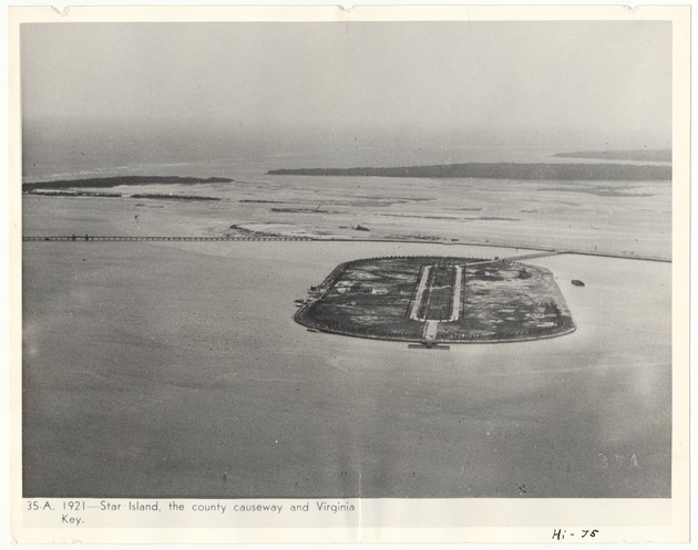 Aerial photograph of Star Island - Recto Photograph