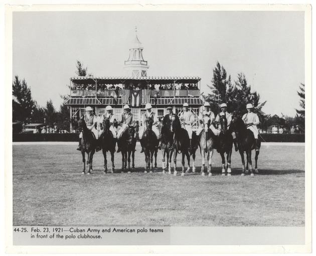 Cuban Army and American polo teams in front of the polo clubhouse - Recto Photograph