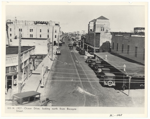 Ocean Drive, looking north from Biscayne Street - Recto Photograph