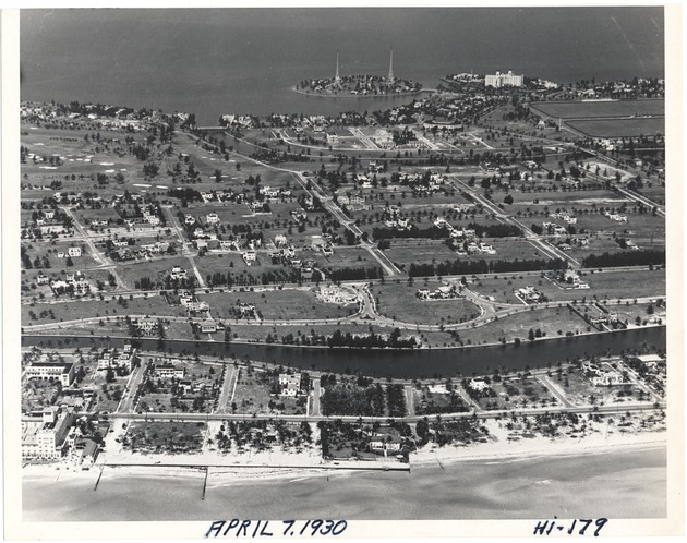 Aerial photograph of Miami Beach - Recto Photograph