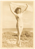 Rose Marie Earnest : model for the Coronet Academy of Modeling and Agency