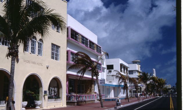 Hotels on Ocean Drive - Shore Park Hotel