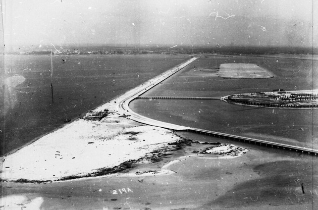 View of entrance to County Causeway and Palm Island looking east