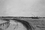 [1900/1920] View of a dredge