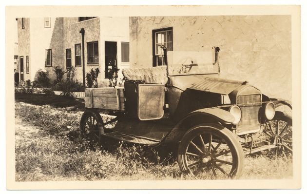 Ford Light truck located in the rear of 1816 Meridian Ave. - Recto Photograph