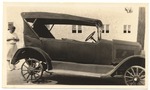 [1927-04-01] Overland Touring located on the side of Alton Road, south of Better Service Garage