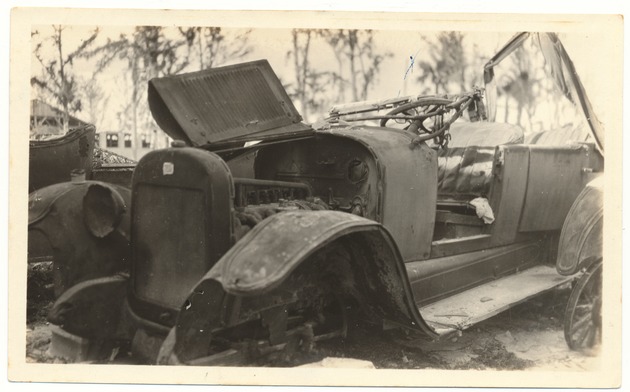 Buick Touring located at Shorty's Garage - Recto Photograph