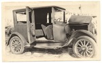 [1926-12-26] Studebaker Coach located at True White Garage