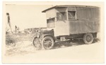 [1926-12-10] House on wheels, Ford motor, located at Raid Park