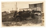 [1926-12-10] Ford Roadster located in the back of 321 and Collins